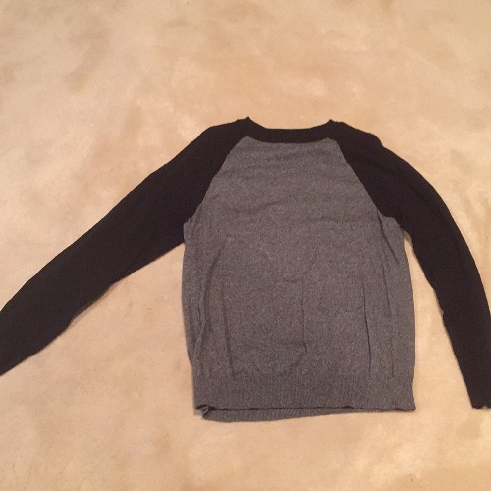Mans sweater 🔥3 for $25⚡️